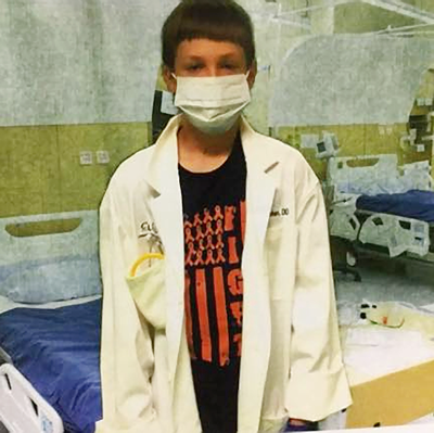 This is Rhett, a 10-year-old boy who wants to be an oncologist to help others.